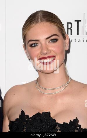 Los Angeles, CA, USA. 23rd Aug, 2017. Kate Upton at arrivals for THE LAYOVER Premiere, ArcLight Theater, Los Angeles, CA August 23, 2017. Credit: Priscilla Grant/Everett Collection/Alamy Live News Stock Photo