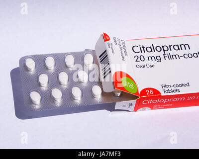 A box of Citalopram antidepressant medication Stock Photo: 143999319 ...