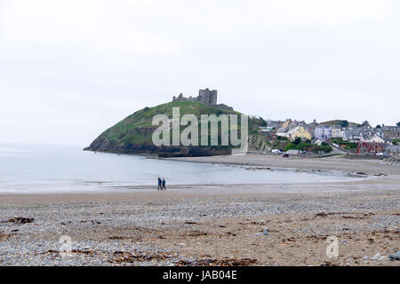 View across to crecieth castle Stock Photo