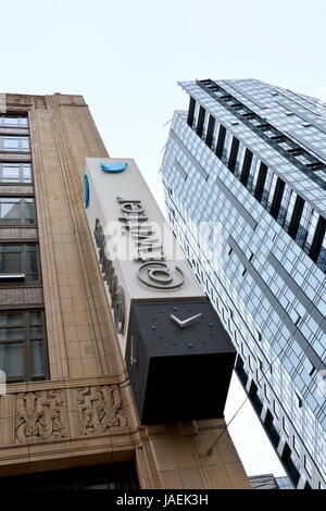 Twitter headquarters in San Francisco, CA, USA Stock Photo - Alamy
