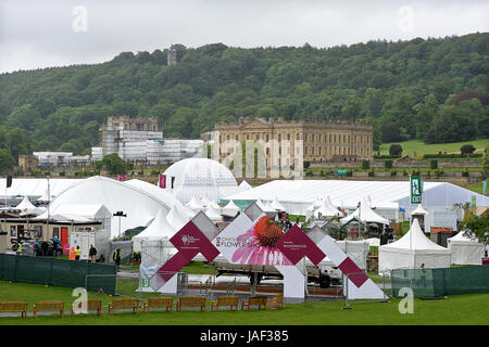 Chatsworth, Derbyshire, UK. 6th June, 2017. 6th June 2017. Chatsworth Royal Horticultural Society Flower Show. Picture shows the tented village of the Royal Horticulteral Society Chatsworth Flower Show adjoining Chatsworth House. Credit: Howard Walker/Alamy Live News Stock Photo