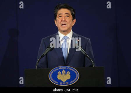 Japanese Prime Minister Shinzo Abe speaks at a press conference following a meeting with President Vladimir Putin in Moscow on Thursday 27 April 2017 and the British Prime Prime Minister Theresa May in London on Friday 28 April 2017 to discuss various issues including the world economy and global security looking ahead to the G7 Summit next month.     Featuring: Shinzo Abe, Shinzō Abe Where: London, United Kingdom When: 29 Apr 2017 Credit: Dinendra Haria/WENN.com Stock Photo