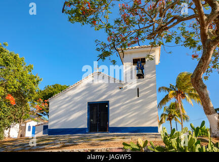 Bones chapel built in the 18th century on the beach of the Bones in Buzios, Rio de Janeiro Stock Photo