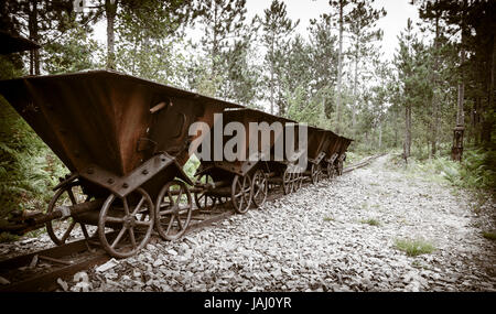 Old ore carts at an abandoned mine on Upper Peninsula, Michigan Stock Photo