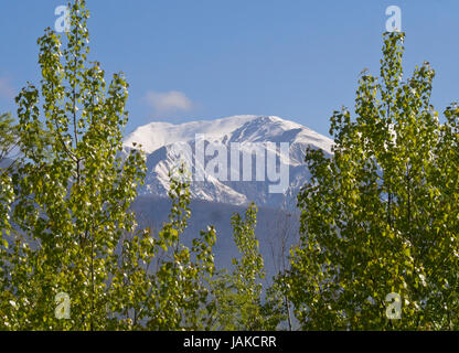 From the M5 road in northern Azerbaijan between Sheki ane Balakan, you have stunning views of the High Caucasus mountains and deep river valleys Stock Photo