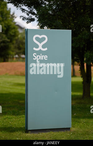 Spire Wellesley Hospital in Eastern Avenue Southend on Sea, Essex. Private hospital. Spire sign in isolation Stock Photo