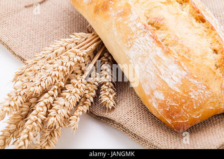 frisches gesundes weißbot ciabatta mit getreide object detail lebensmittel Stock Photo