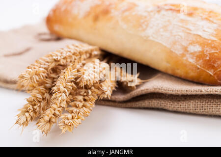 frisches gesundes weißbot ciabatta mit getreide object detail lebensmittel Stock Photo