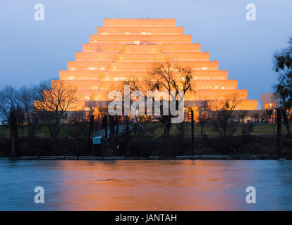 Office Building in Sacramento at night Stock Photo