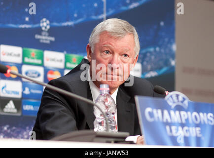 Sir Alex Ferguson holds a press conference before champions league game between CFR Cluj and Manchester United in Cluj-Napoca, Romania - 1 October, 2012 Photo: Cronos/Melinda Nagy Stock Photo