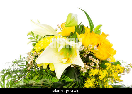 Ein Blumenstrauss mit Rosen, Lilien und Chrysanthemen