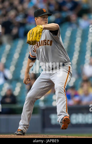 Milwaukee, WI, USA. 6th June, 2017. San Francisco Giants starting pitcher Matt Cain #18 delivers a pitch in the Major League Baseball game between the Milwaukee Brewers and the San Francisco Giants at Miller Park in Milwaukee, WI. John Fisher/CSM/Alamy Live News Stock Photo
