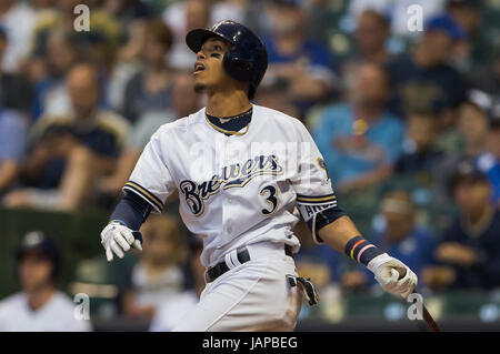 Milwaukee, WI, USA. 6th June, 2017. Milwaukee Brewers shortstop Orlando Arcia #3 in action at the plate in the Major League Baseball game between the Milwaukee Brewers and the San Francisco Giants at Miller Park in Milwaukee, WI. John Fisher/CSM/Alamy Live News Stock Photo
