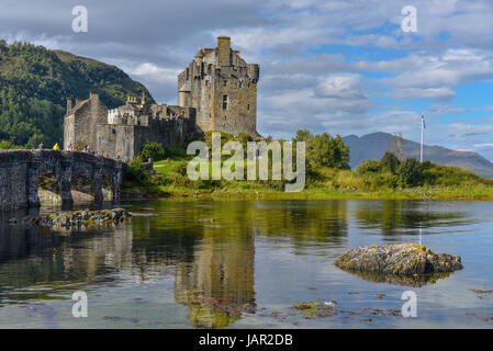 Front view of Eilean Donan casle in Scotland. Kyle of Lochalsh, Highlands, United Kingdom Stock Photo