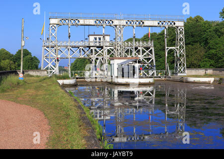 Boat Lift No. 2 (opened in 1917) at the Canal du Centre at Houdeng-Aimeries in Belgium Stock Photo