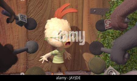 CHICKEN LITTLE (2005)  MARK DINDAL (DIR)  DISNEY/MOVIESTORE COLLECTION LTD Stock Photo