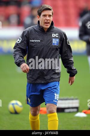 DARRELL CLARKE SALISBURY MANAGER BRAMALL LANE SHEFFIELD ENGLAND 07 January 2012 Stock Photo