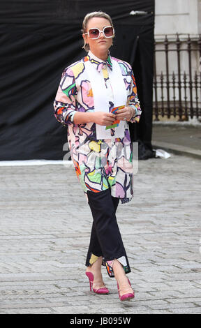 London, UK. 07th June, 2017. Jaime Winstone, Royal Academy of Arts Summer Exhibition Preview Party, Burlington House, London UK, 07 June 2017, Photo by Richard Goldschmidt Credit: Rich Gold/Alamy Live News Credit: Rich Gold/Alamy Live News Stock Photo