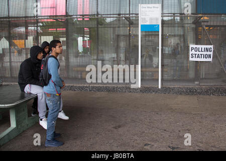 London, UK. 8th June, 2017. People stand out side a polling station out side Peckham Library in south London on June 8, 2017, as Britain holds a general election. Credit: Thabo Jaiyesimi/Alamy Live News Stock Photo