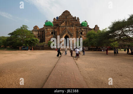 Dhammayangyi Pagoda in Bagan, Myanmar in restoration after an earthquake in 2016. Stock Photo