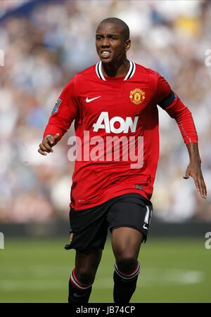 ASHLEY YOUNG MANCHESTER UNITED FC MANCHESTER UNITED FC THE HAWTHORNS WEST BROMWICH ENGLAND 14 August 2011 Stock Photo