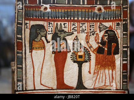 Painting wooden shabti Box. Henutmehyt adoring mummiform figures. 19th Dynasty. Thebes. British Museum. London. UK.
