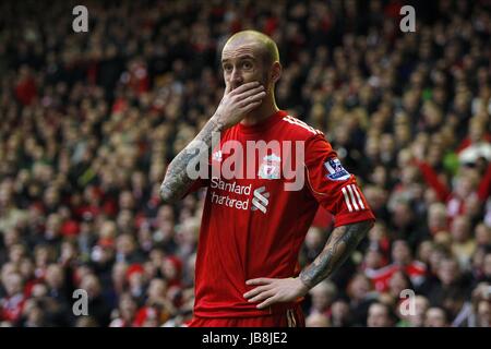 RAUL MEIRELES LIVERPOOL FC LIVERPOOL FC ANFIELD LIVERPOOL ENGLAND 16 January 2011 Stock Photo