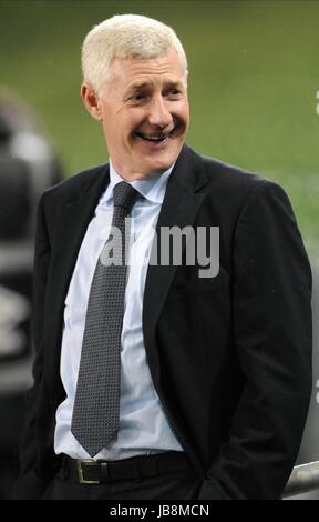 NIGEL WORTHINGTON NORTHERN IRELAND MANAGER NORTHERN IRELAND MANAGER AVIVA STADIUM DUBLIN REPUBLIC OF IRELAND 09 February 2011 Stock Photo