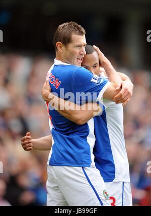 BRETT EMERTON CELEBRATES BLACKBURN V MANCHESTER UNITED EWOOD PARK BLACKBURN ENGLAND 14 May 2011 Stock Photo