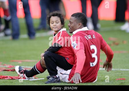 PATRICE EVRA SON LENNY MANCHESTER UNITED FC MANCHESTER UNITED FC OLD ...