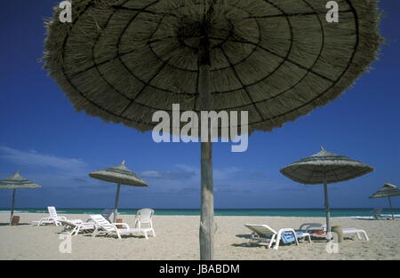 Ein Sandstrand bei Sousse in Zentraltuneisen in Nordafrika. Stock Photo