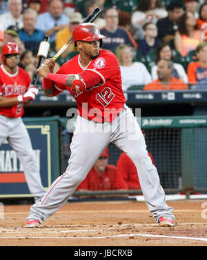 Catcher Martin Maldonado wows Angels with 'cannon' arm – Orange