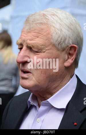 Paddy Ashdown ex-leader of the Liberal Democrats reflects on the surprising 2017 election results on College Green. Stock Photo