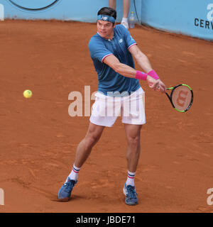 Milos Raonic of Canada against Gilles Muller of Luxembourg during day five of the Mutua Madrid Open tennis at La Caja Magica  Featuring: Milos Raonic Where: Madrid, Spain When: 10 May 2017 Credit: Oscar Gonzalez/WENN.com Stock Photo
