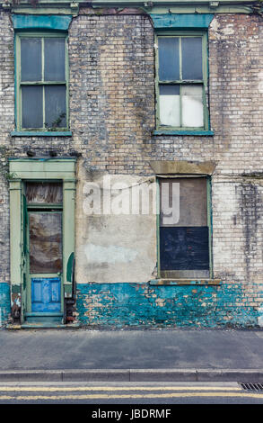 Derelict building in centre of Hull Stock Photo