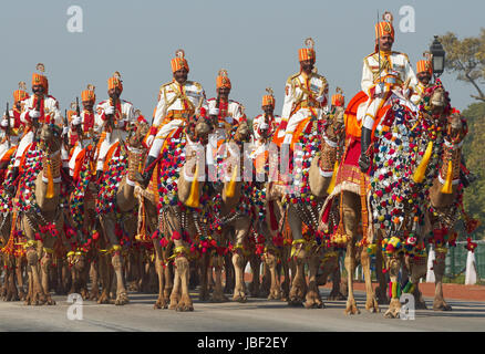 Soldiers of the Indian Border Security Force riding their camels down the Raj Path in preparation for the annual Republic Day Parade. New Delhi, India Stock Photo