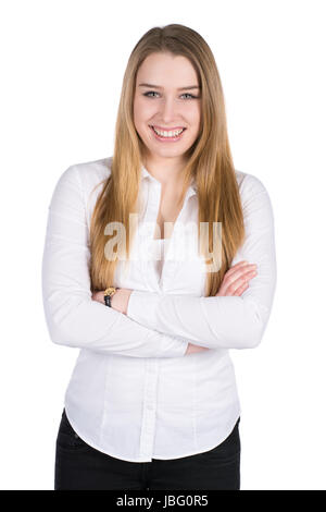 Freigestelltes Foto einer jungen lächelden Frau mit verschränkten Armen Stock Photo