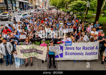 On June 10, 2017; the New York chapter of the Council on American-Islamic Relations (CAIR-NY) and the New York Immigration Coalition (NYIC) partner with other leading civil rights groups and grassroots activists to rally in support of the Muslim community, showcasing a pluralistic alternative to the white supremacist and Islamophobic 'March Against Sharia' in Foley Square. Rather than responding to ACT for America's hateful rhetoric, organizers hope to put forth a separate and wholly positive and pluralistic message. (Photo by Erik McGregor/Pacific Press) Stock Photo