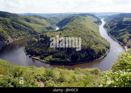 Blick von der Cloef auf die Saarschleife, Mettlach, Saarland ...