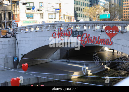 Dec 16, 2016 Cheonggyecheon Stream in Seoul, South Korea Stock Photo