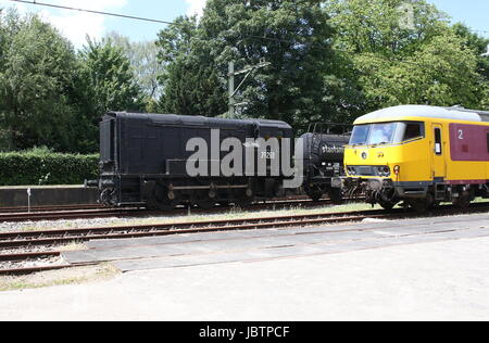 Old locomotives at Nederlands Spoorwegmuseum (Dutch national railway museum), Utrecht, The Netherlands. Located at former Maliebaan Station (1874). Stock Photo