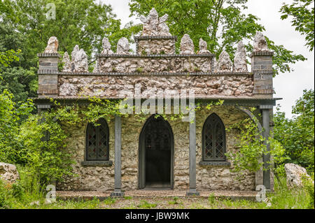 The Cilwendeg Shell House Hermitage, Boncath, Pembrokeshire, Wales. The folly is lined with elaborate shellwork, restored in 2006 by Blott Kerr-Wilson Stock Photo