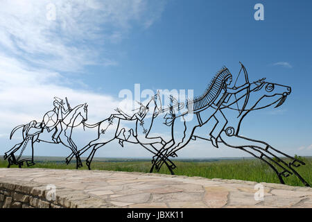 Bronze tracing sculptures of warriors, Indian Memorial, Little Bighorn Battlefield National Monument, Crow Agency, Montana, USA. Stock Photo