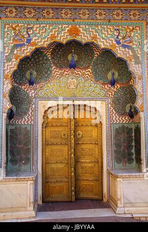 Peacock Gate in Pitam Niwas Chowk, Jaipur City Palace, Rajasthan, India. Palace was the seat of the Maharaja of Jaipur, the head of the Kachwaha Rajpu Stock Photo