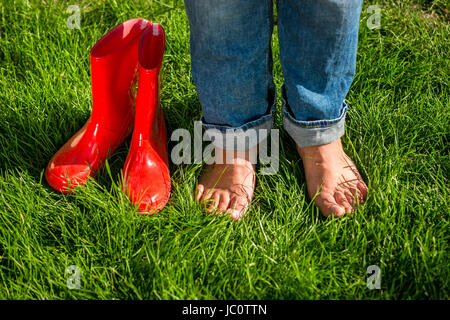 barefoot gumboots