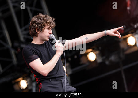 Belfast, Northern Ireland. 14 Jun 2017 - The Kooks launch the Belsonic Music Festival Stock Photo