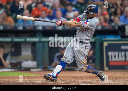 Texas Rangers' Rougned Odor hits a grand slam during the first inning ...