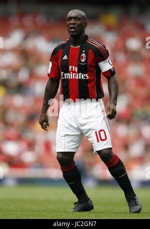 CLARENCE SEEDORF AC MILAN AC MILAN EMIRATES STADIUM LONDON ENGLAND 01 August 2010 Stock Photo