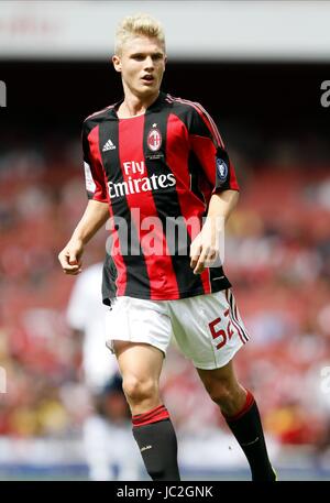 ALEXANDER MERKEL AC MILAN EMIRATES STADIUM LONDON ENGLAND 01 August ...
