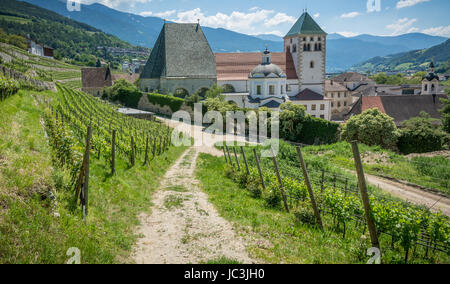 Abbey Novacella ( Abbazia di Novacella ). Novacella Abbey, still run by the Augustinians, lies few km away from Bressanone/Brixen, south Tyrol - Italy Stock Photo